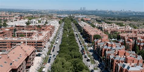 chicas pozuelo|Compis mujeres en Avenida de Europa (Pozuelo de Alarcón)